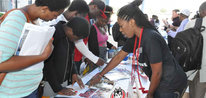 Call for Applications - 2022 EducationUSA Scholars Program